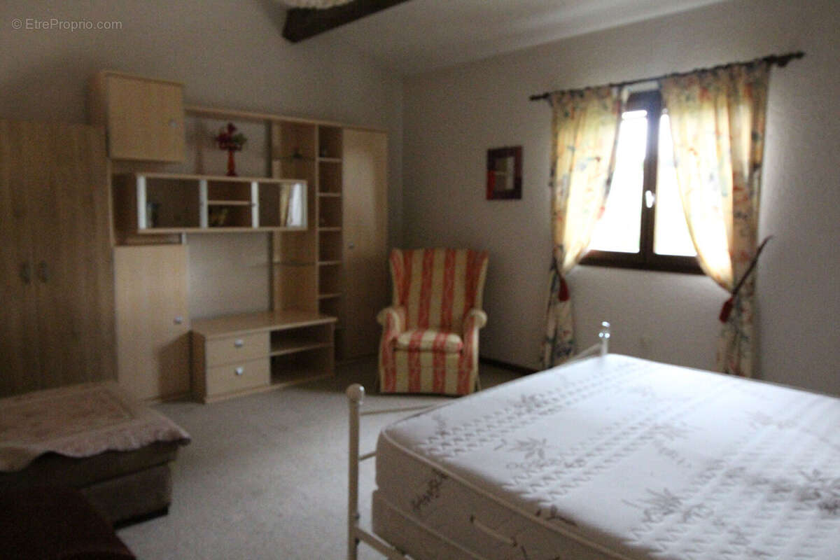Maison dans un environnement calme - photo 5