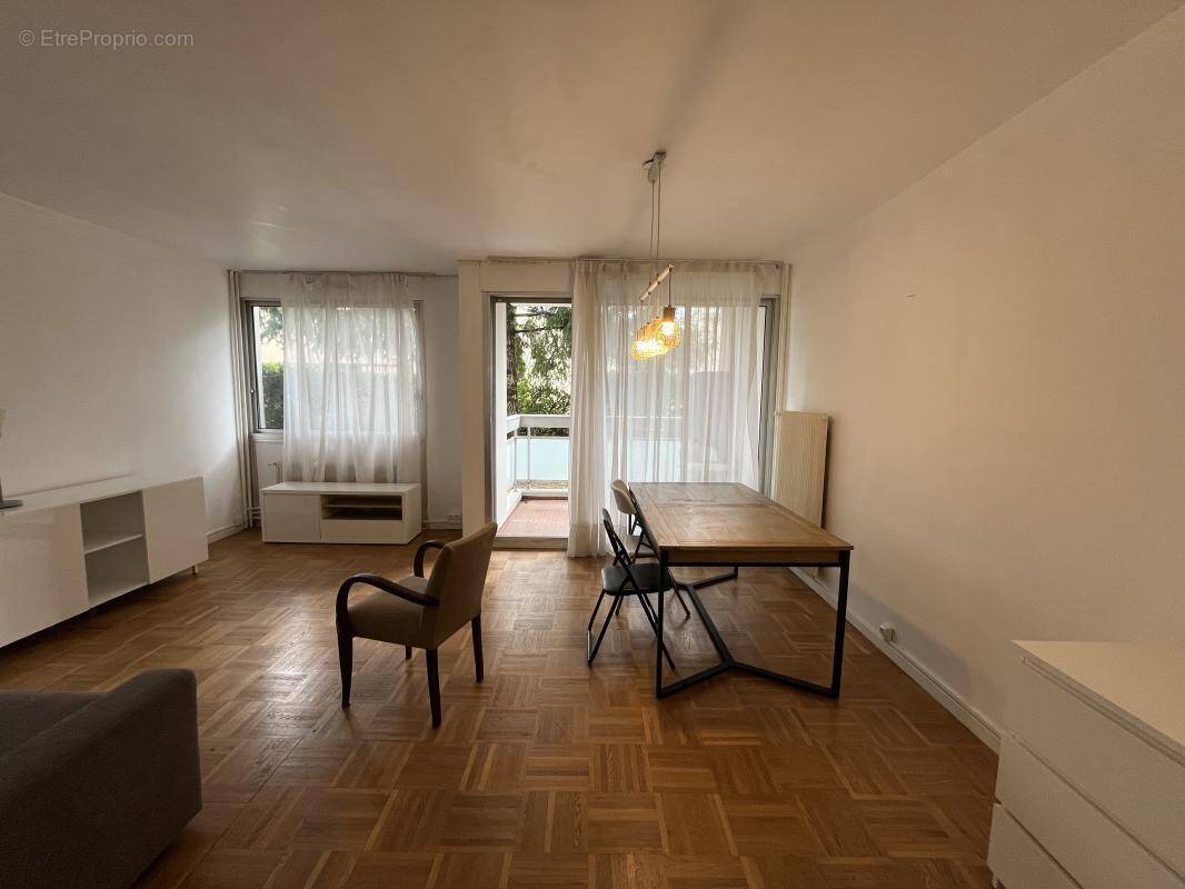 Appartement à LYON-5E