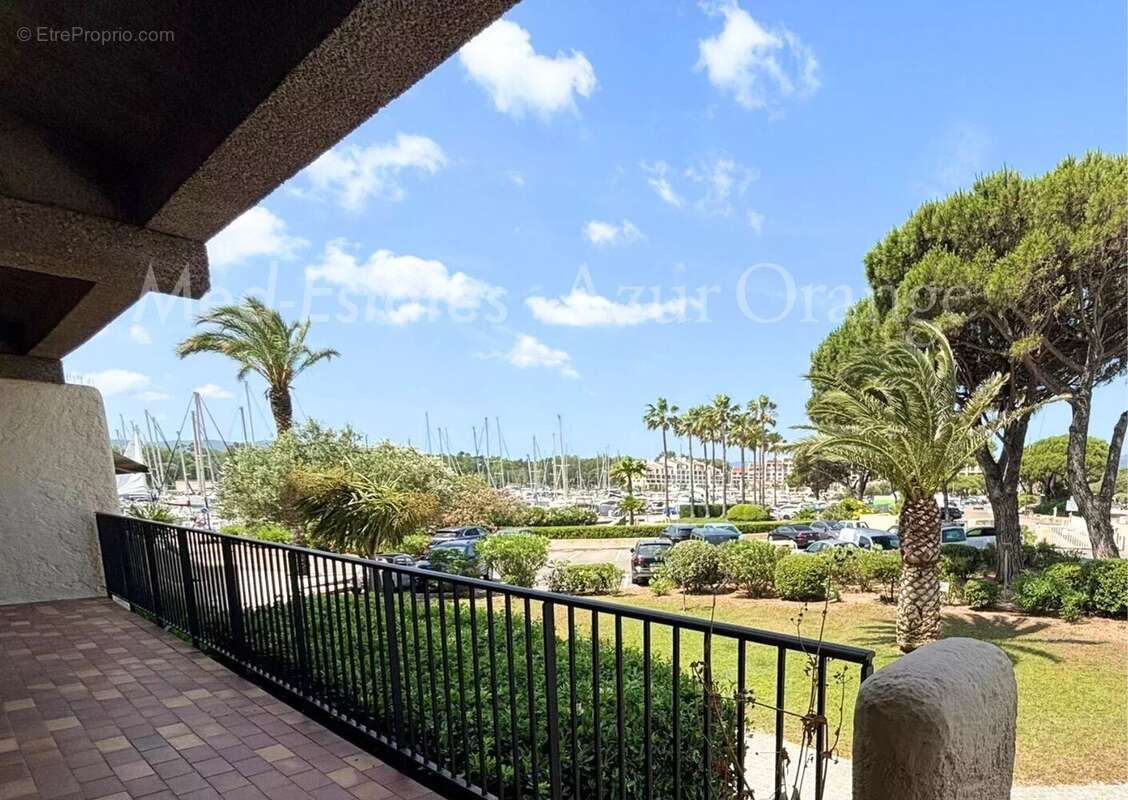 Appartement à GRIMAUD