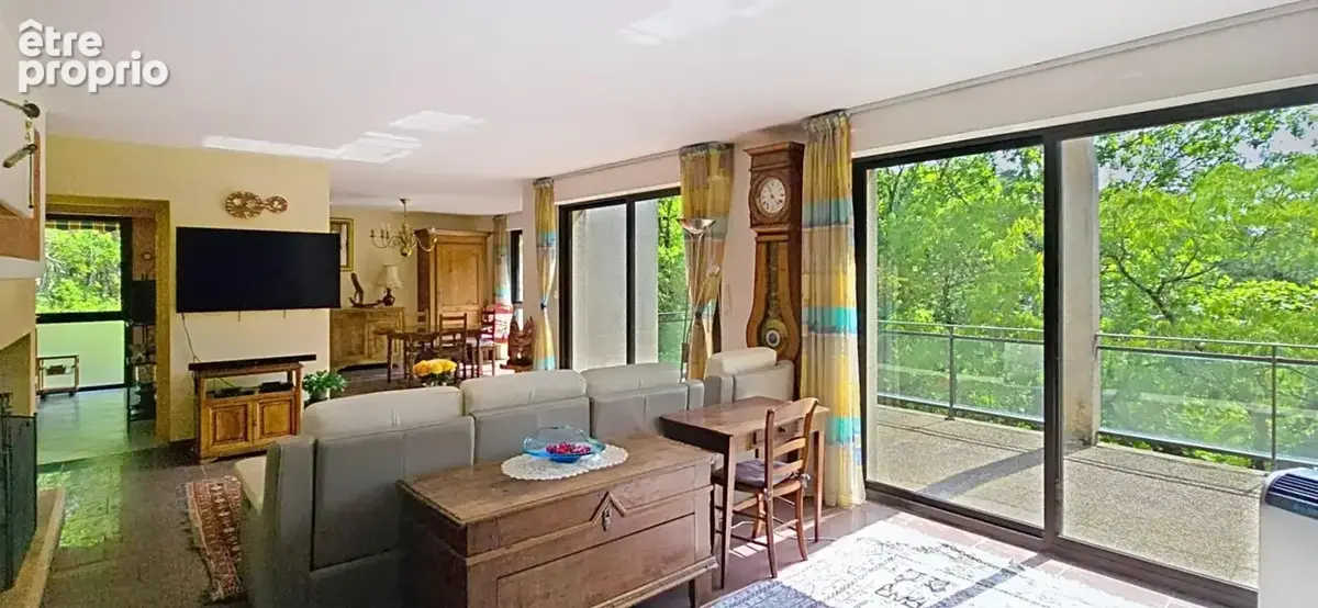 Maison d'architecte d'une surface habitable de 185 m², sur plus de 7 000 m² de terrain, à Boulazac - photo 6