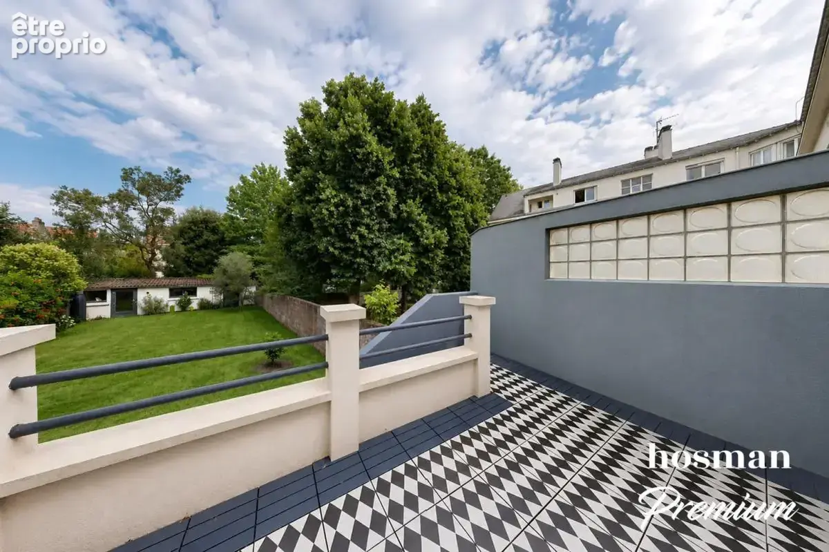 Coup de coeur ! Maison de 200 m2 (290 m2 au sol), 5 chambres, terrasse, jardin et garage - Quartier Blanche de Castille / Rond p - photo 9