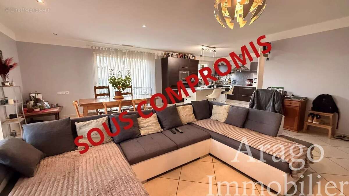 Maison à OPOUL-PERILLOS