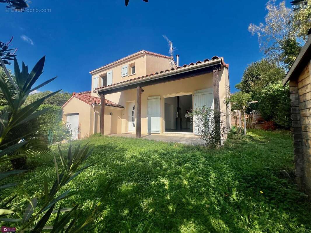 Maison à SAINT-JEAN