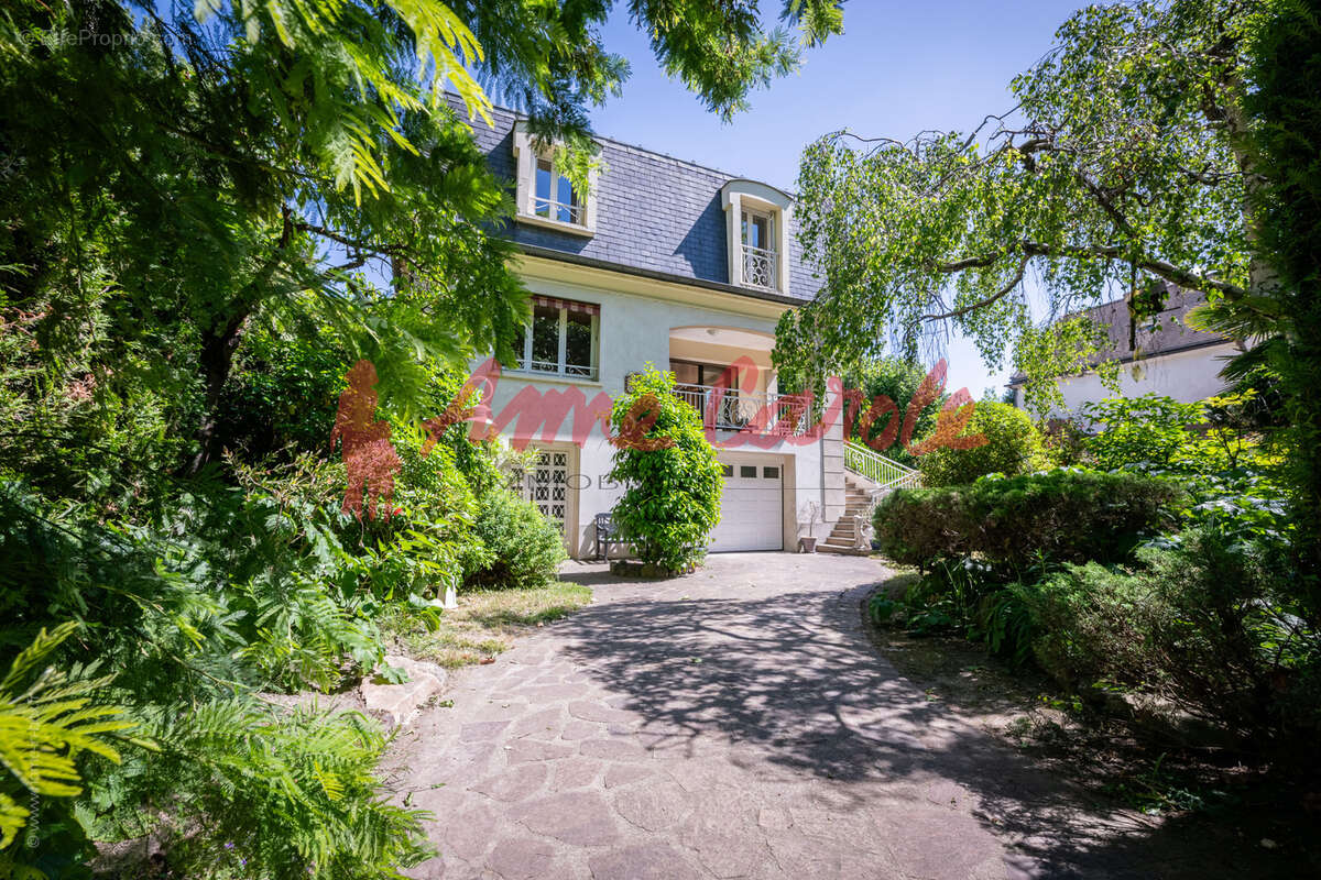 Maison à JOINVILLE-LE-PONT