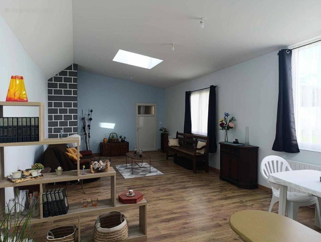 Commerce à LE RELECQ-KERHUON