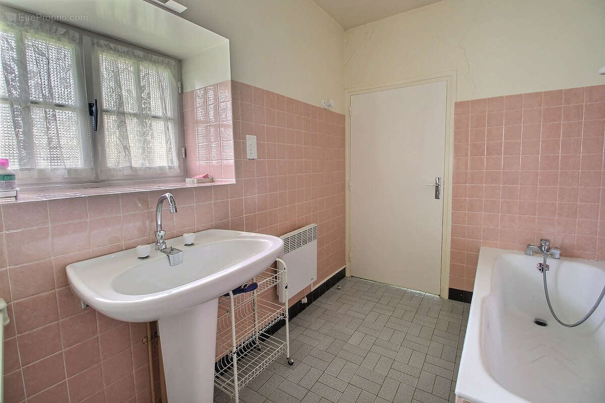 CORTEVAIX, maison 59 m² + grange avec jardin - photo 9