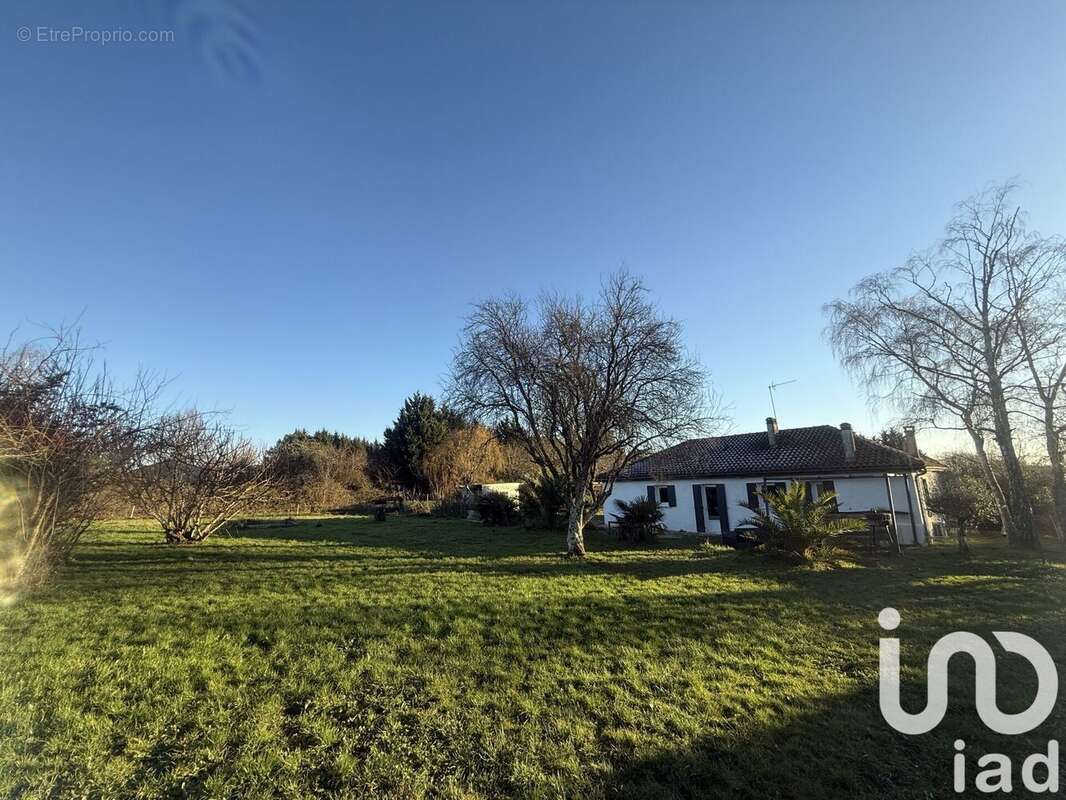 Photo 2 - Maison à SAINT-MICHEL-DE-MONTAIGNE