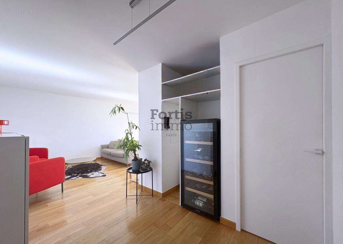 Appartement à PARIS-12E