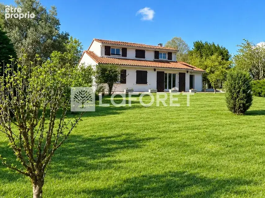 Maison Fargues Saint Hilaire 6 pièce(s) 124 m2 - photo 2