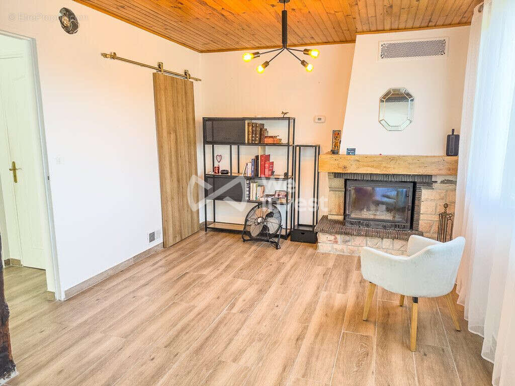 Maison 94 m² à Chateau-Thierry  - photo 7