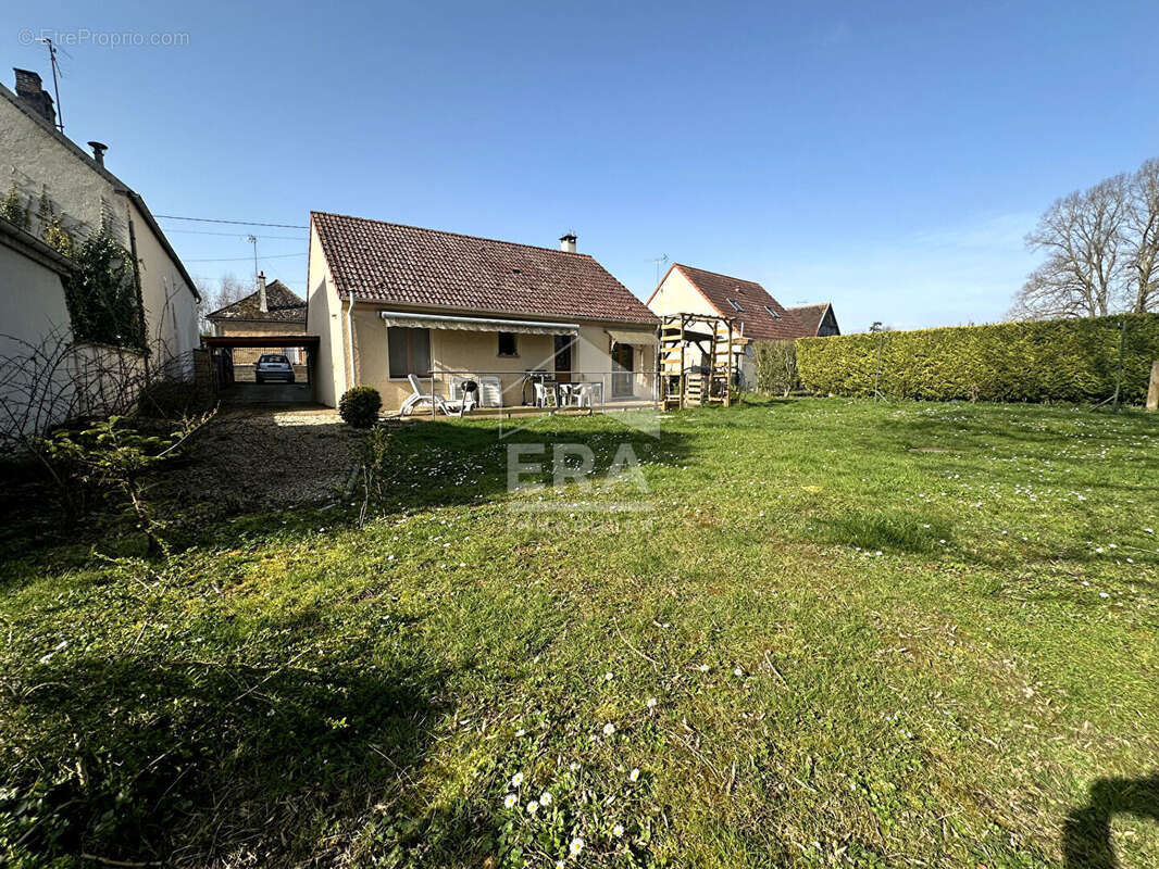 Maison à BRAY-SUR-SEINE
