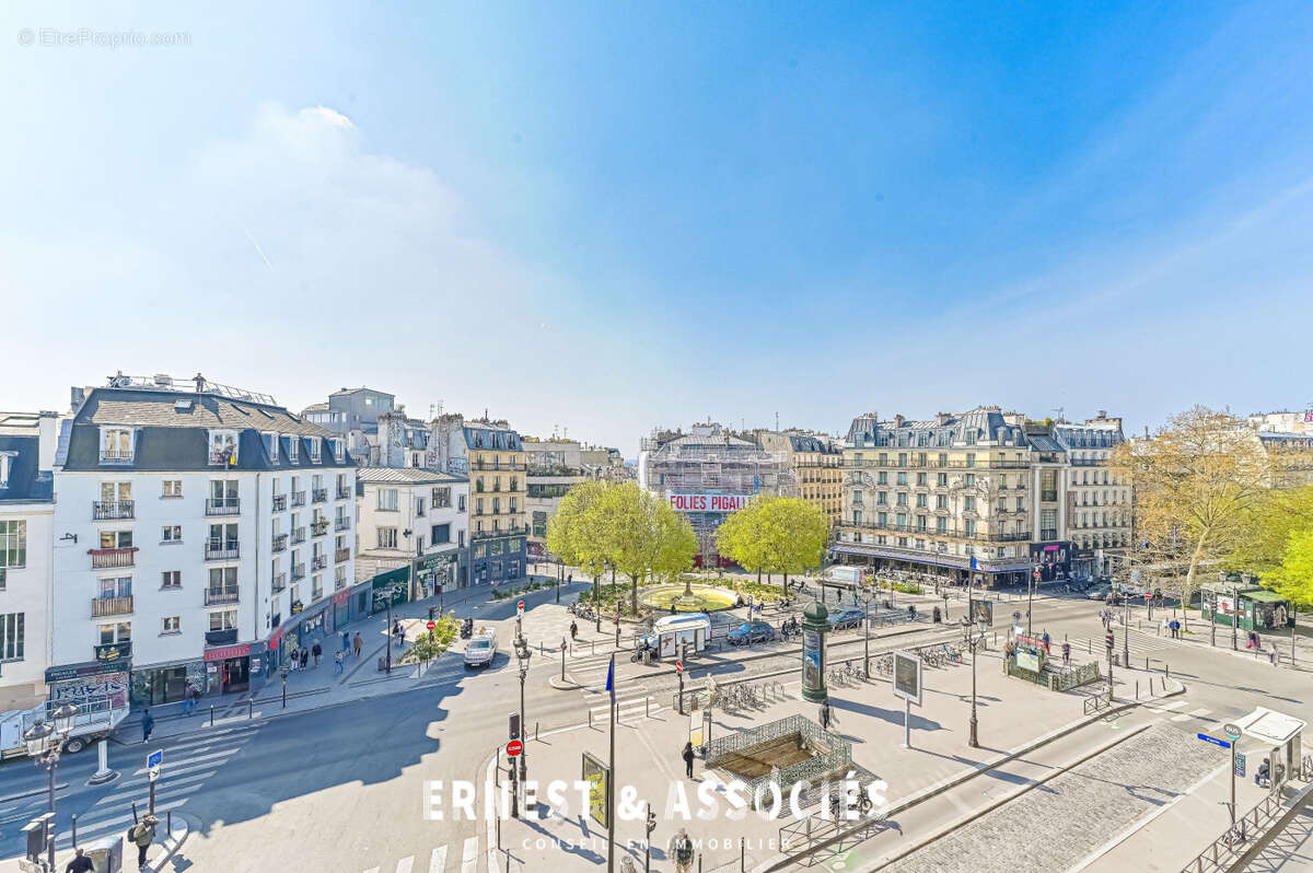 Appartement à PARIS-18E