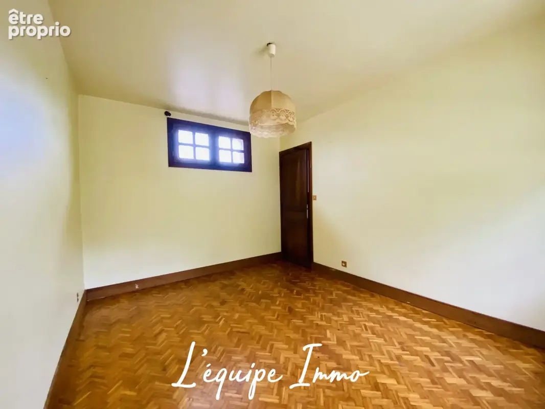Maison T6 sur 1 hectare de terrain - photo 26