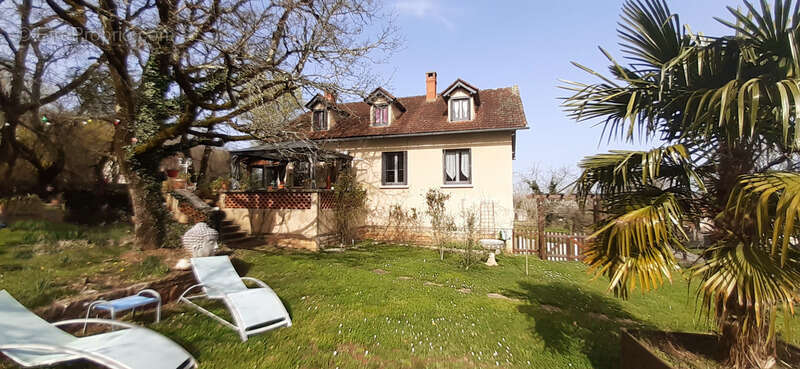 Maison à LIMOGNE-EN-QUERCY