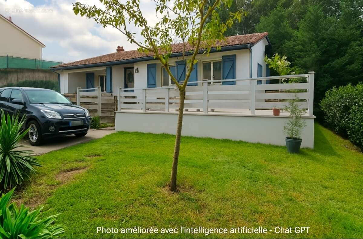 Maison à SAINT-CAPRAIS-DE-BORDEAUX