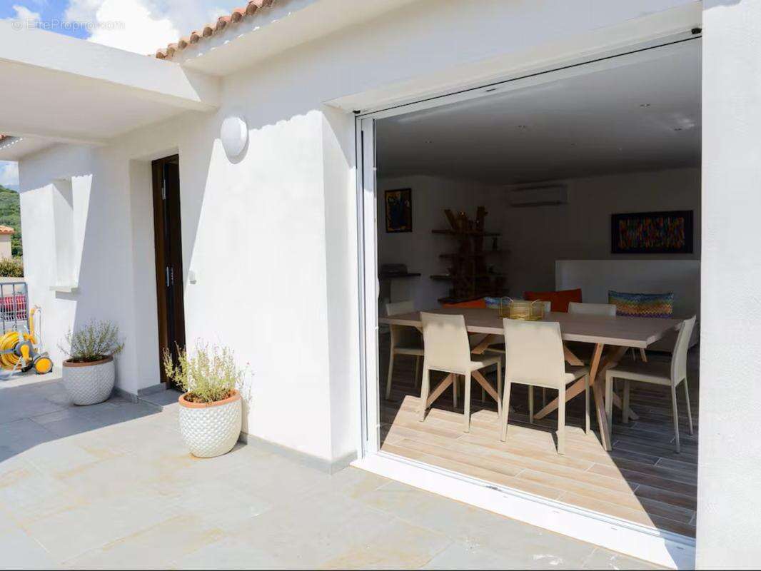 Maison à SAINT-FLORENT