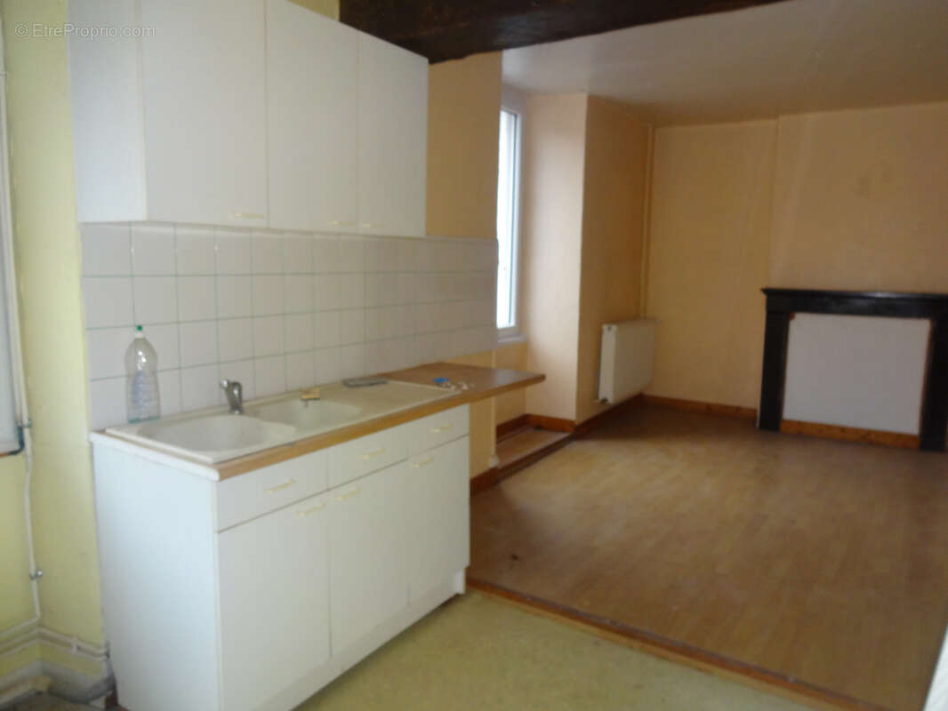 Appartement à LE DORAT