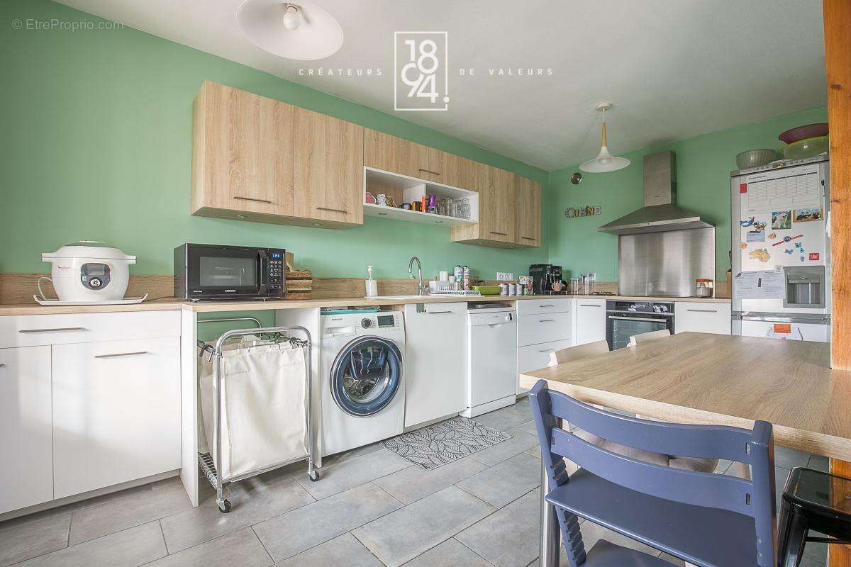 Appartement à MARSEILLE-12E