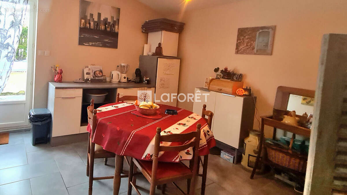 Maison à SAINT-GENEST-MALIFAUX