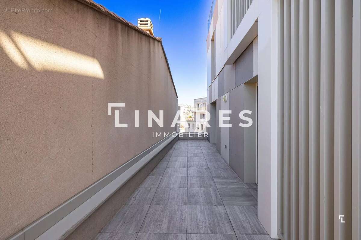 Appartement à MARSEILLE-6E