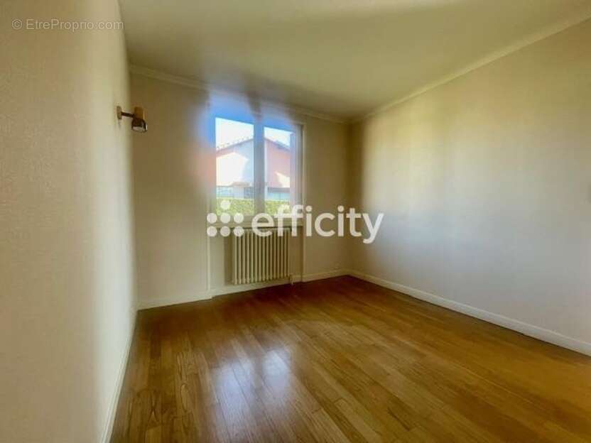 Maison à ROUSSILLON