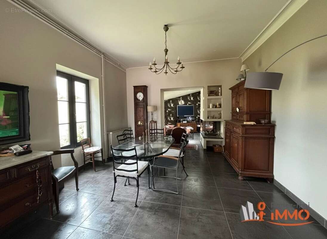 Maison à MONTBRISON