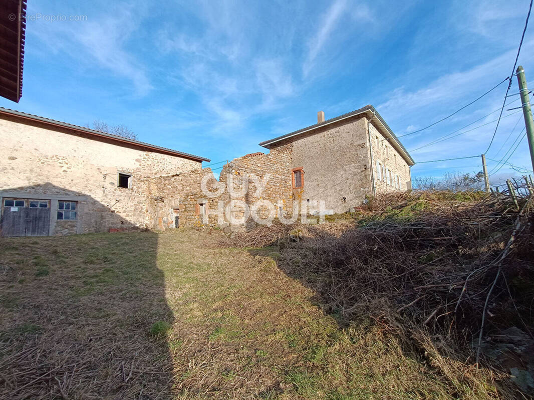 Maison à SAINT-DIDIER-SUR-ROCHEFORT
