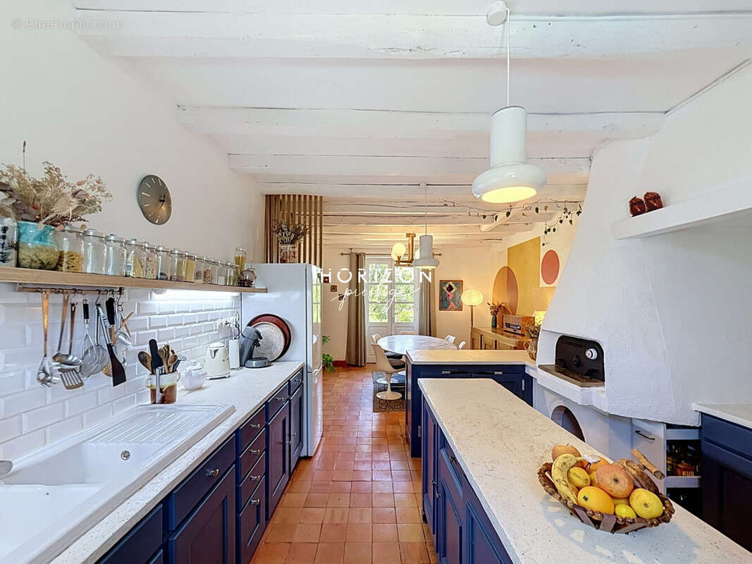 Maison 355 m² à Lancie  - photo 5