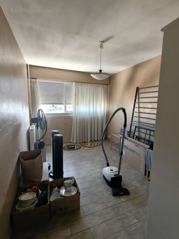 Marseille 4e — les chartreux — appartement t3 de 74,1 m2 avec balcon, cave et parking - photo 7
