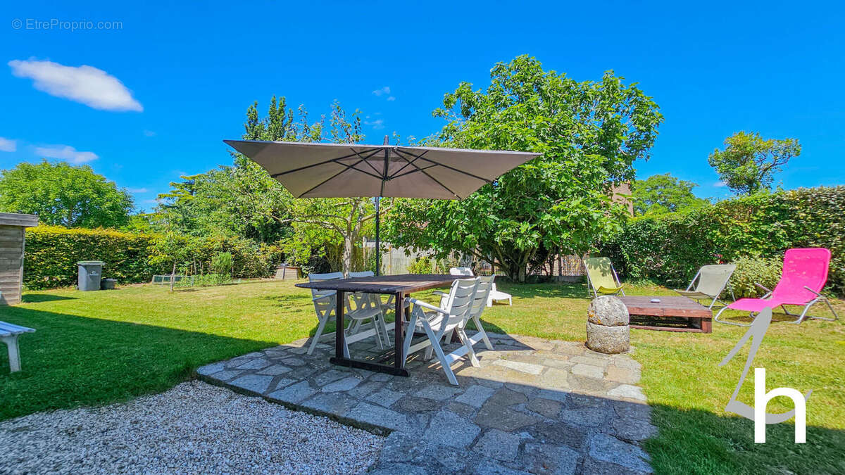 Maison à SAINT-CONTEST