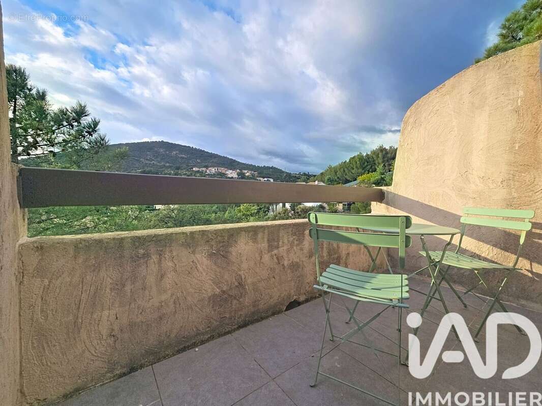 Photo 7 - Appartement à ROQUEBRUNE-SUR-ARGENS