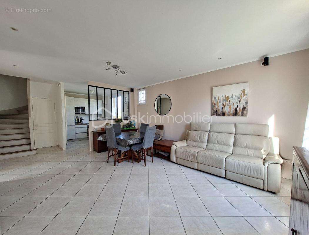 Maison à NOISY-LE-SEC