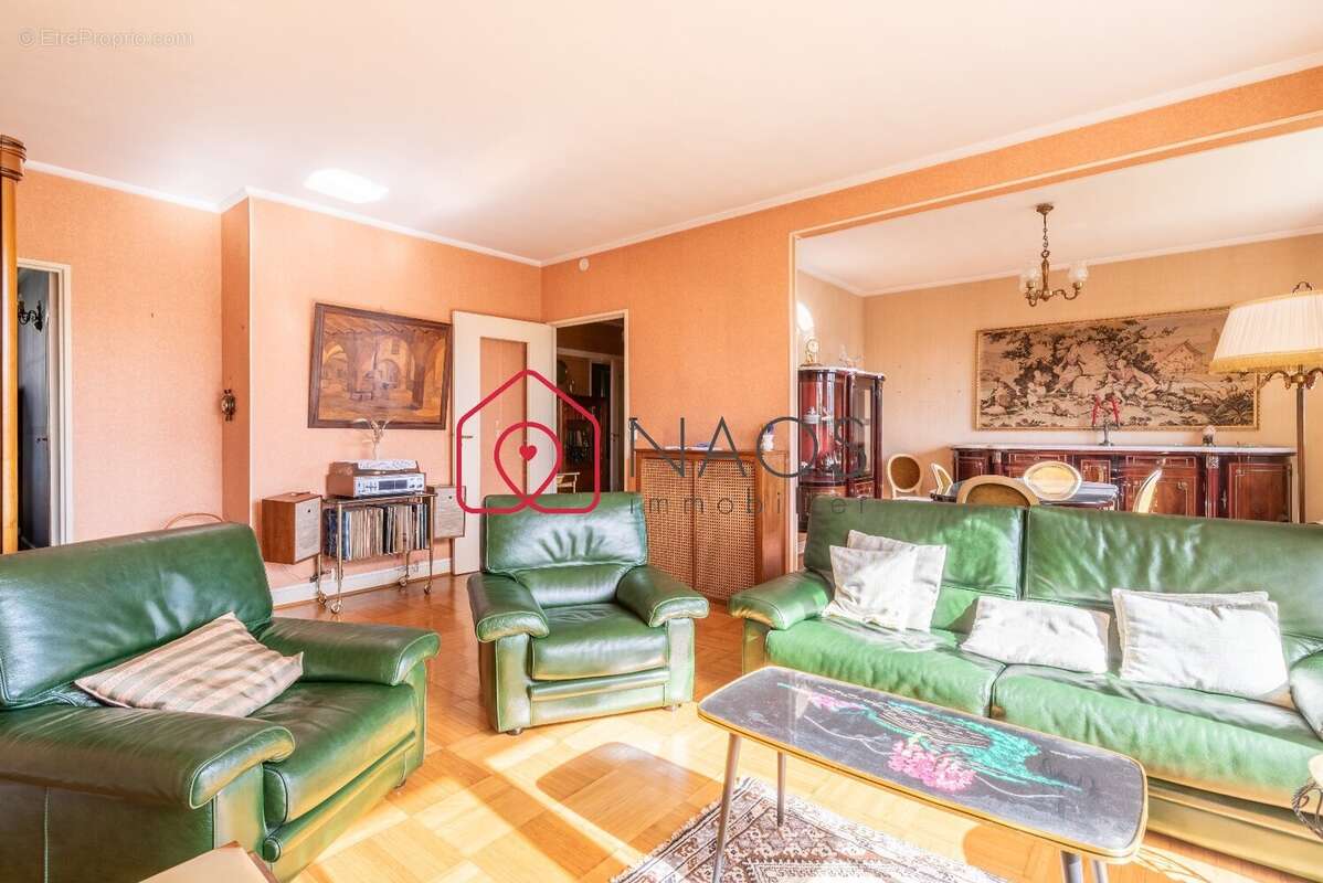 Appartement à SAINT-CLOUD