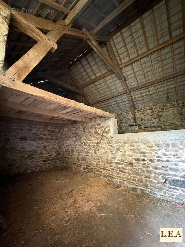 Maison à BLOT-L'EGLISE