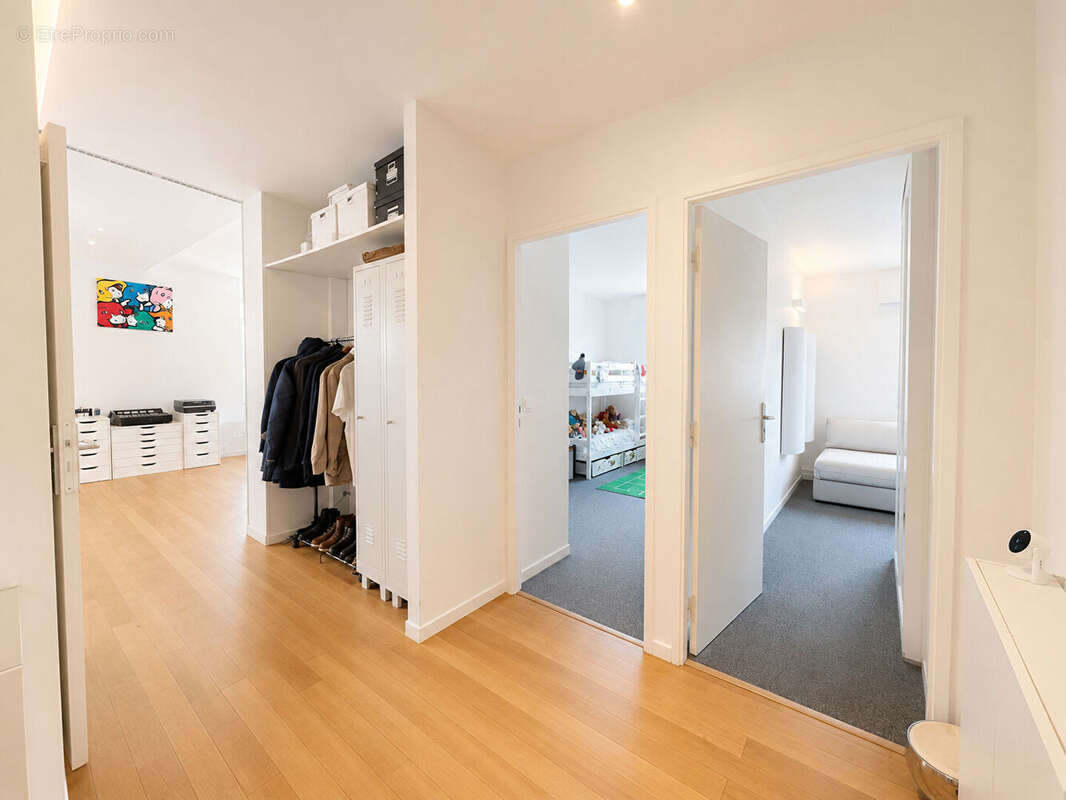Sèvres ? dernier étage avec terrasse ? 3 pièces de 80 m² - photo 9