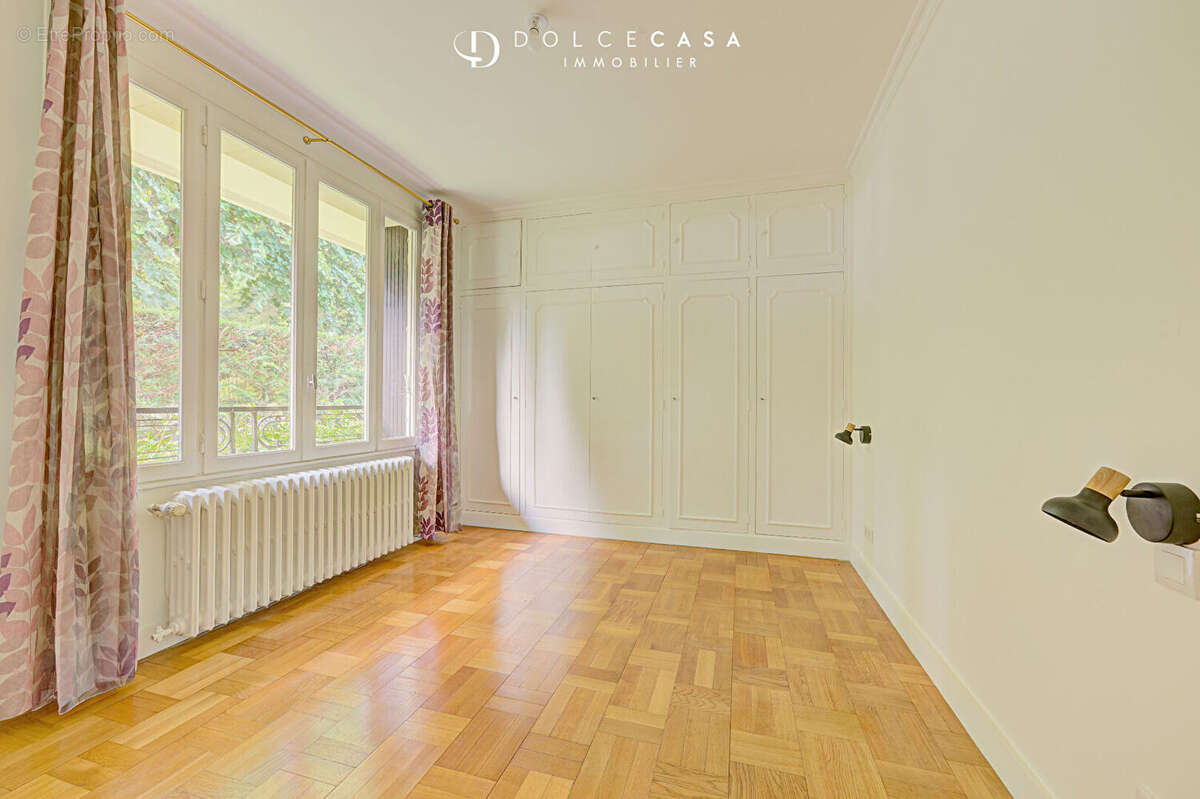 Appartement à LE PERREUX-SUR-MARNE