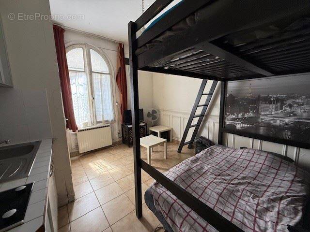 Appartement à PARIS-20E