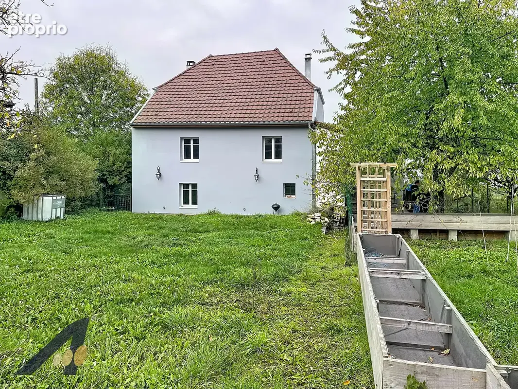 Nouveau maison à Etouvans - photo 1