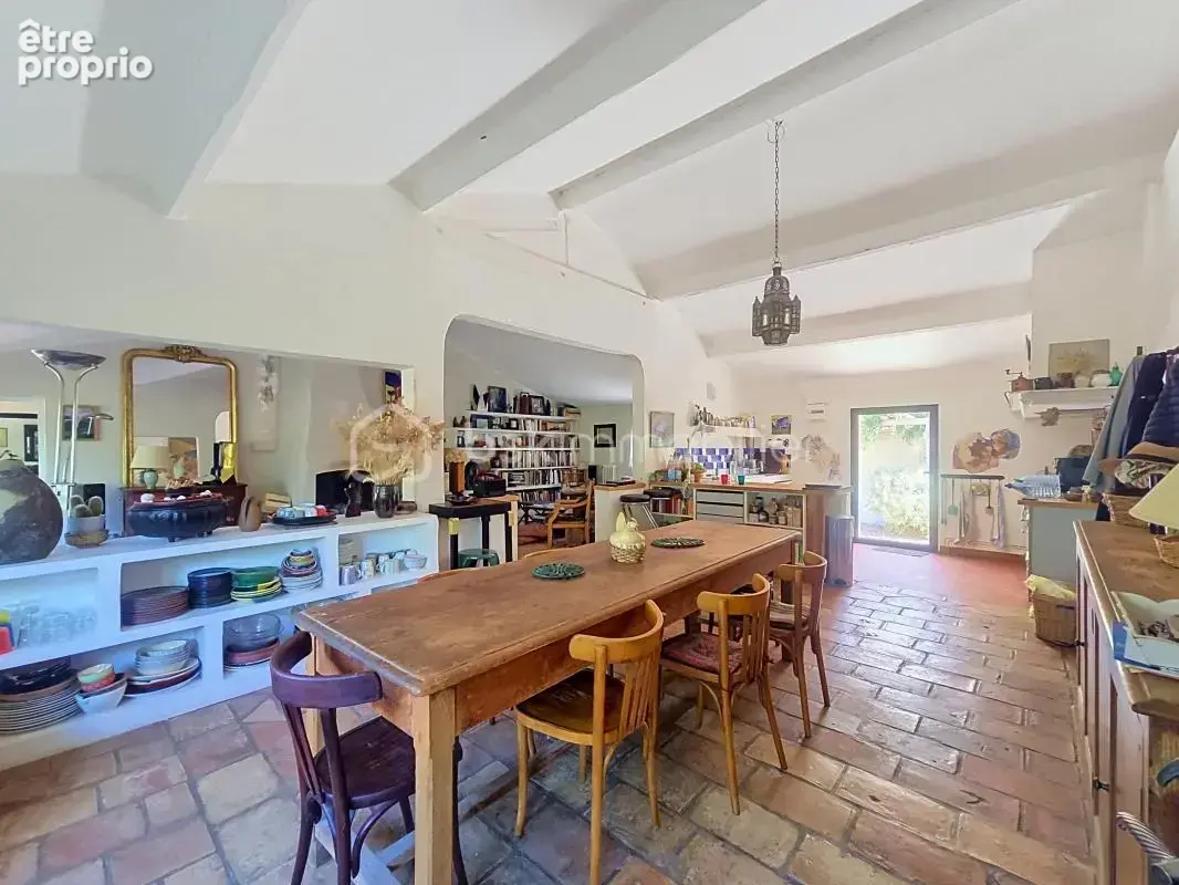 Propriete 4km uzes terrain 5 ha habitation dependances piscine - photo 4