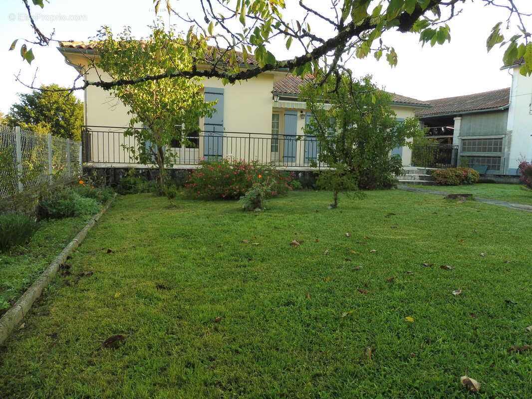Maison à RIBERAC