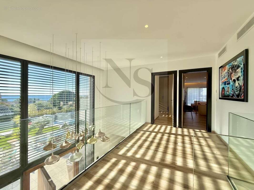 Maison à CARRY-LE-ROUET