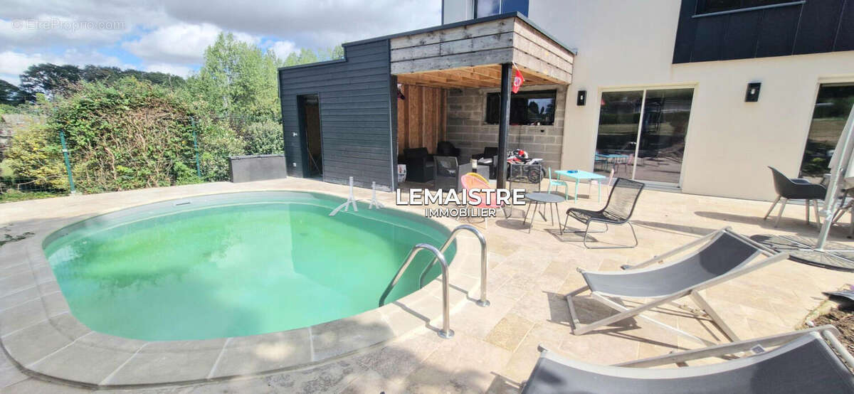 Maison à vendre - Limite Yvetot - 228 m² - 5 chambres - Gîte indépendant et piscine - photo 2