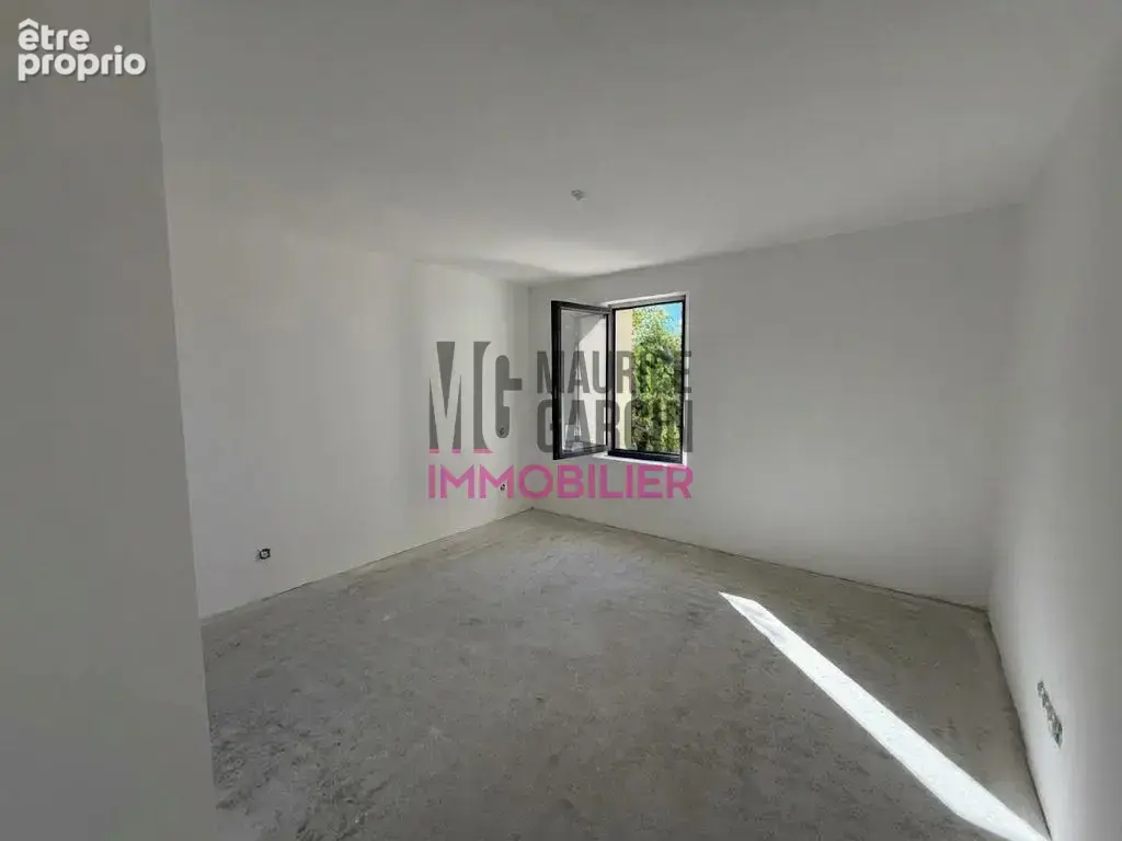 Appartement 4 pièces 93 m² à vendre à Entraigues-Sur-La-Sorgue (84320) - photo 9