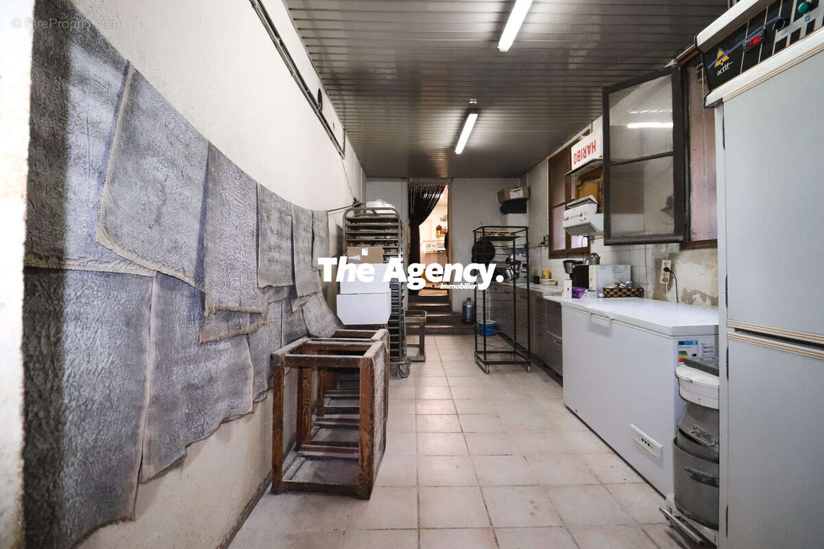 Autre à MARSEILLE-10E