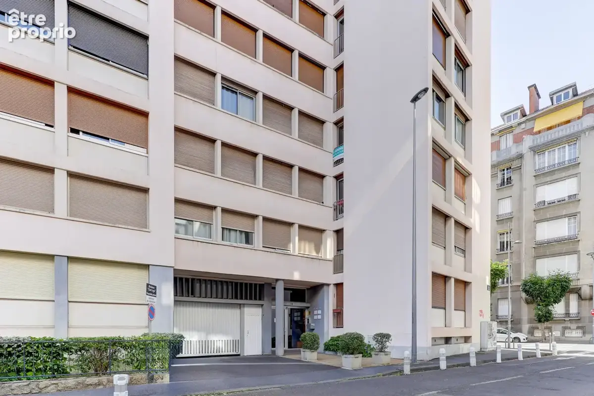 T3 Hyper centre avec Balcon et parking - photo 8