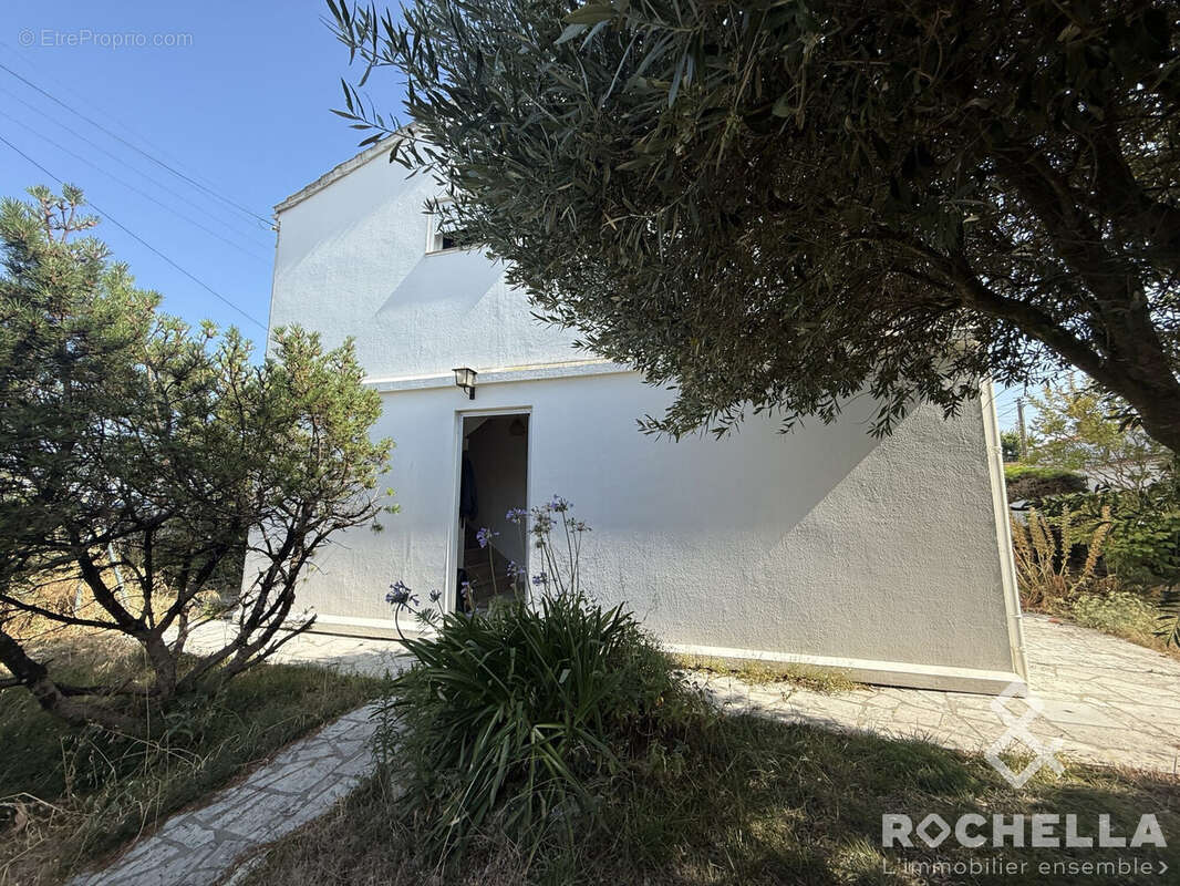 Maison à SAINT-JEAN-D&#039;ANGELY