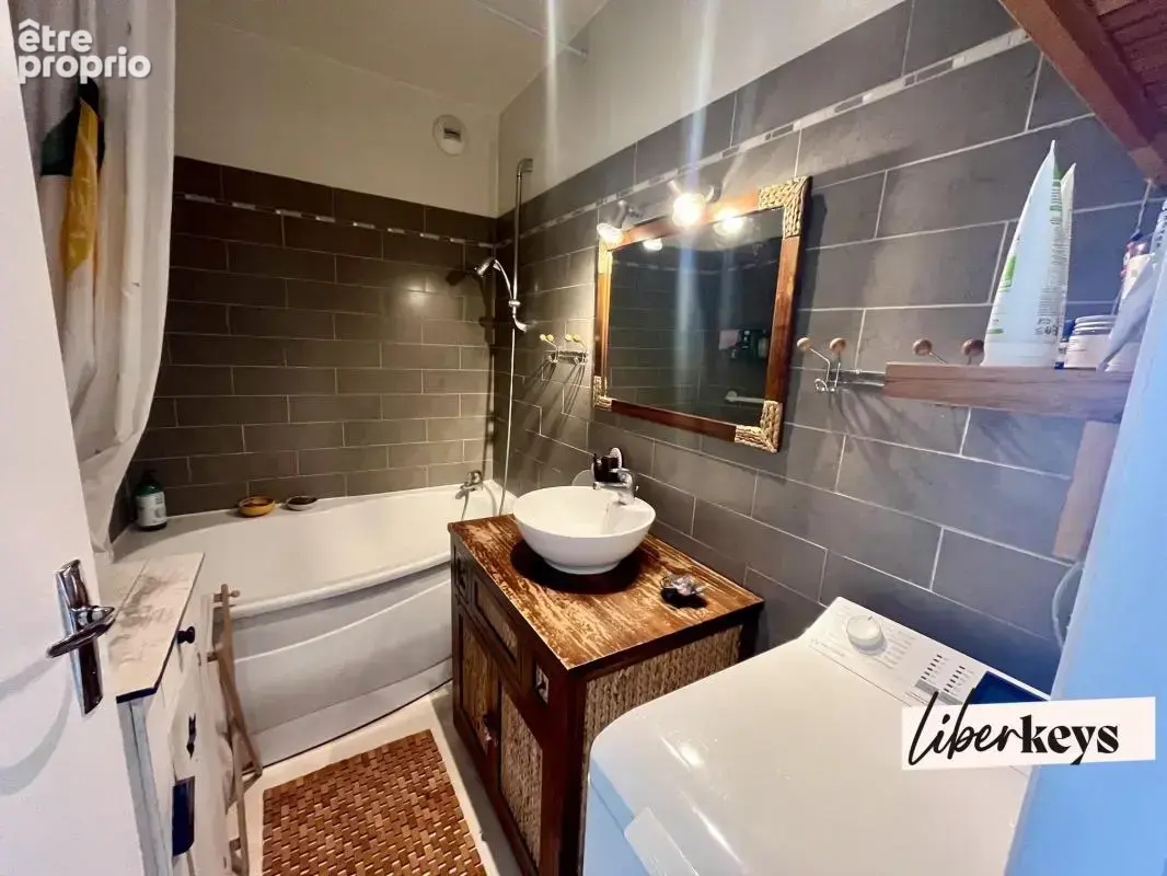 T4 duplex 80m² au dernier étage avec terrasse plein Sud Caen cinéma Lux - photo 8