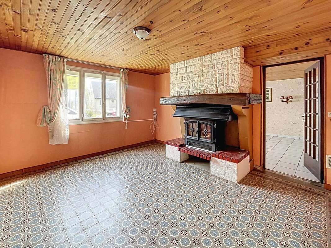 Photo 5 - Maison à LAUNOIS-SUR-VENCE