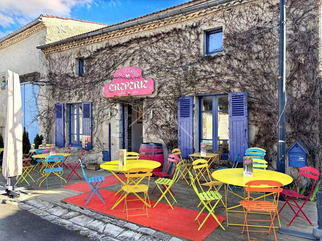 Commerce à CHARROUX