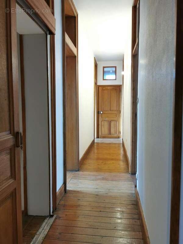 Appartement 589 m² à Cambrai  - photo 9